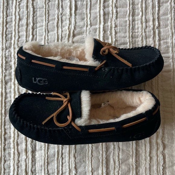 UGG Dakota Moccasin Slippers - Picture 10 of 13